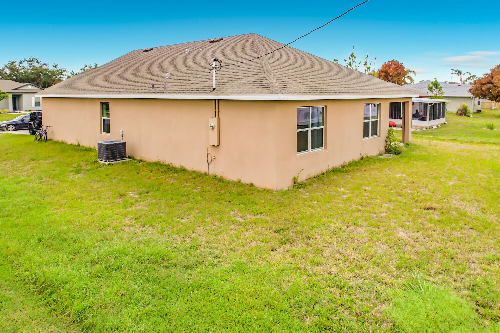 525 SW Twig Avenue, Port Saint Lucie, FL 34983 Photo