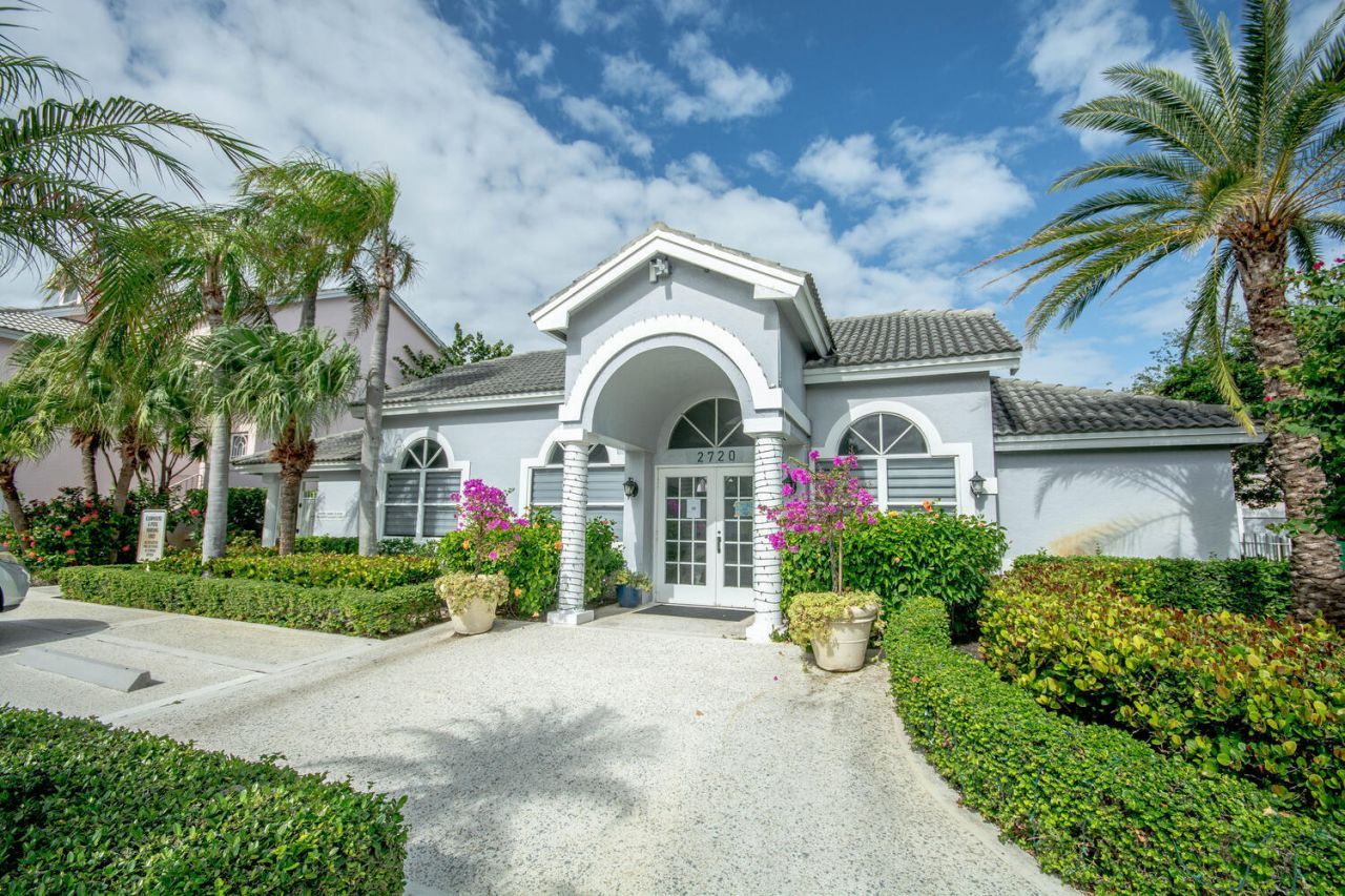 4205 Fairway Drive N, Unit 4205, Jupiter, FL 33477 Photo