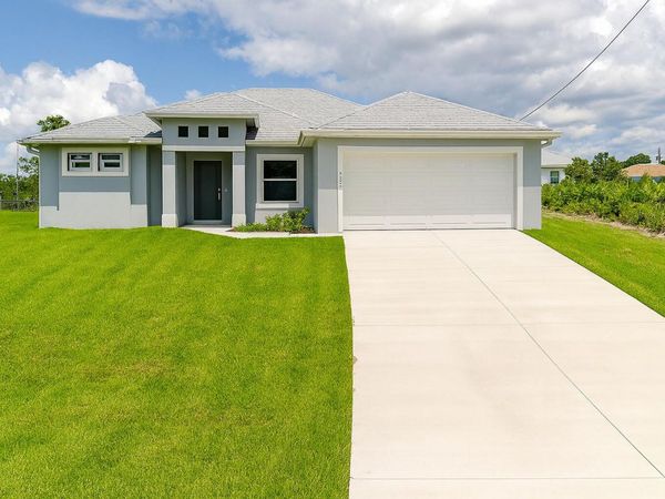 2514 27 Street W, Lehigh Acres, FL 33971