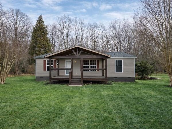 180 Cainbridge Meadows, Demorest, GA 30535