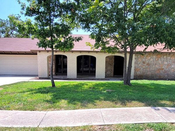 13711 Briarmeadow St, San Antonio, TX 78217