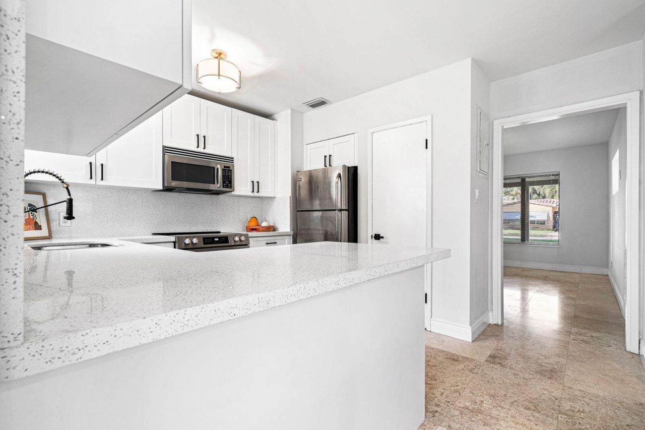 1430 NE 16th Avenue, Fort Lauderdale, FL 33304 Photo