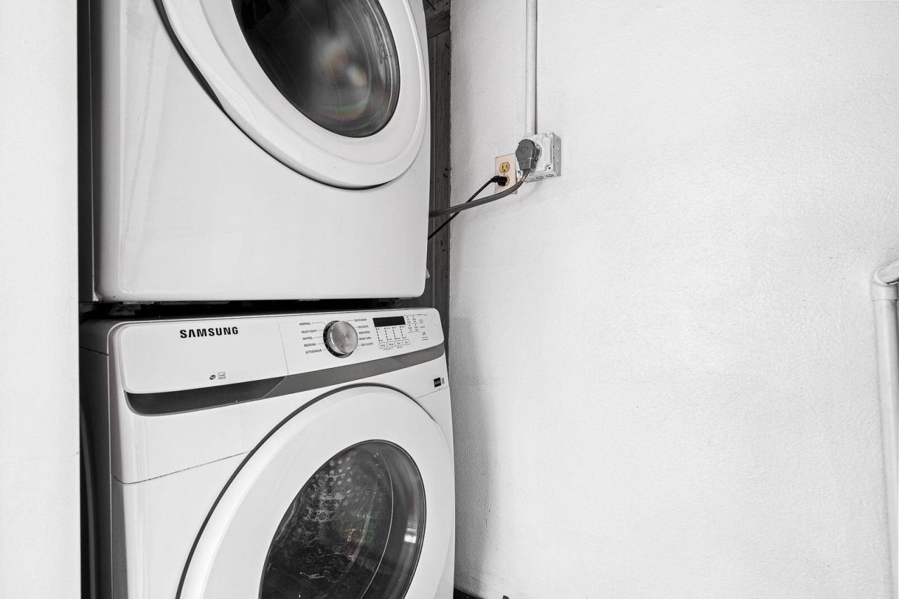 1430 NE 16th Avenue, Fort Lauderdale, FL 33304 Photo