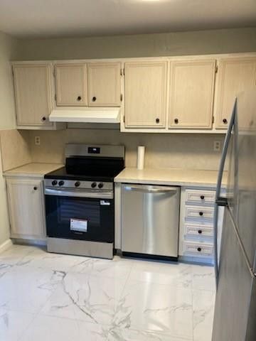 661 NE 195th Street, Unit 314, Miami, FL 33179 Photo