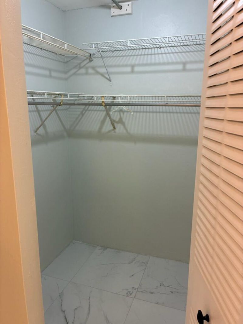 661 NE 195th Street, Unit 314, Miami, FL 33179 Photo