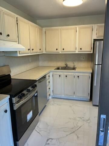 661 NE 195th Street, Unit 314, Miami, FL 33179 Photo