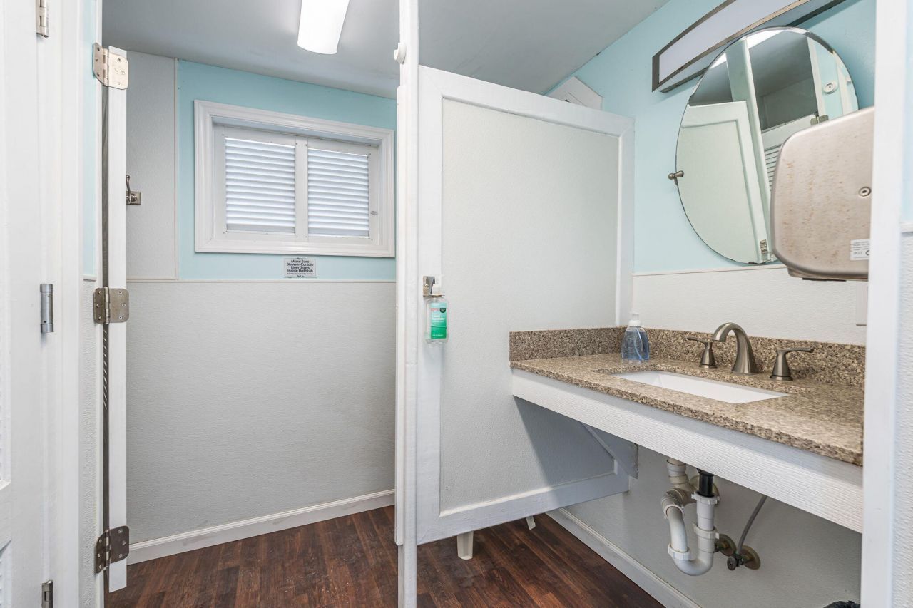 100 Morris Lane, Unit 56 Slips, Key Largo, FL 33037 Photo