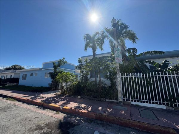 770 83rd St , Miami Beach, FL 33141