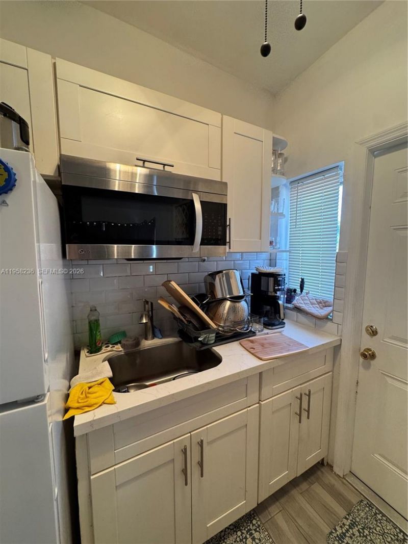 8135 Crespi Blvd , Miami Beach, FL 33141 Photo