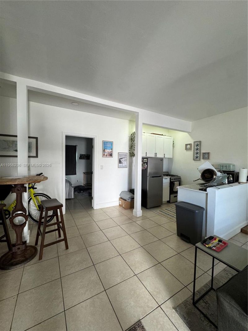 8135 Crespi Blvd, Miami Beach, FL 33141 Photo