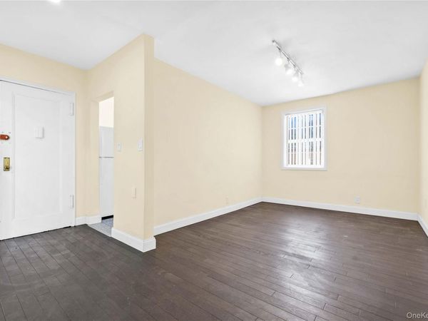 78-15 138th Street , Unit 35E, Flushing, NY 11367