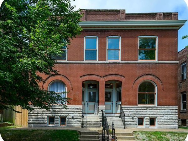 3435 Oregon Avenue, St Louis, MO 63118