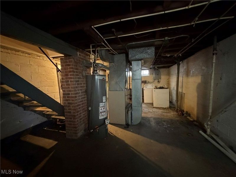 15915 Cloverside Avenue, Cleveland, OH 44128 Photo 20