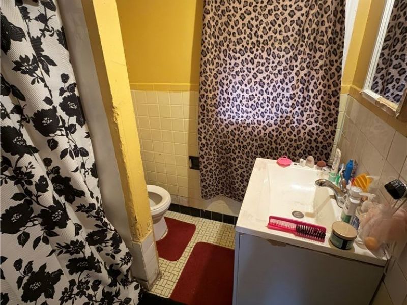 15915 Cloverside Avenue, Cleveland, OH 44128 Photo 4