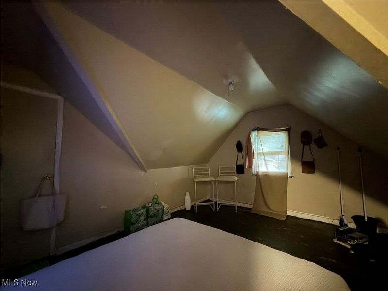 15915 Cloverside Avenue, Cleveland, OH 44128 Photo 9