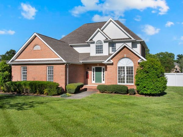 220 Bryan Dr, Winchester, TN 37398