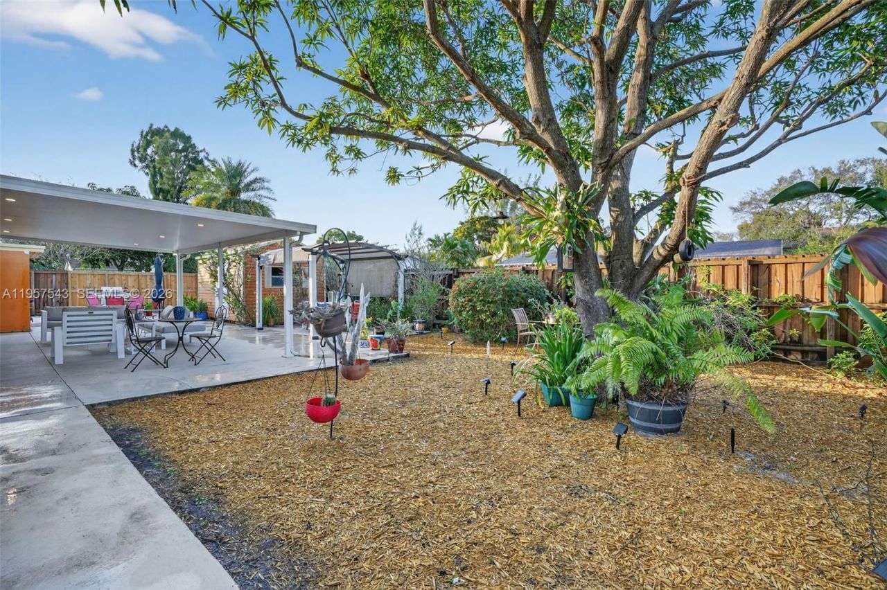 3427 NW 196th Ln, Miami Gardens, FL 33056 Photo