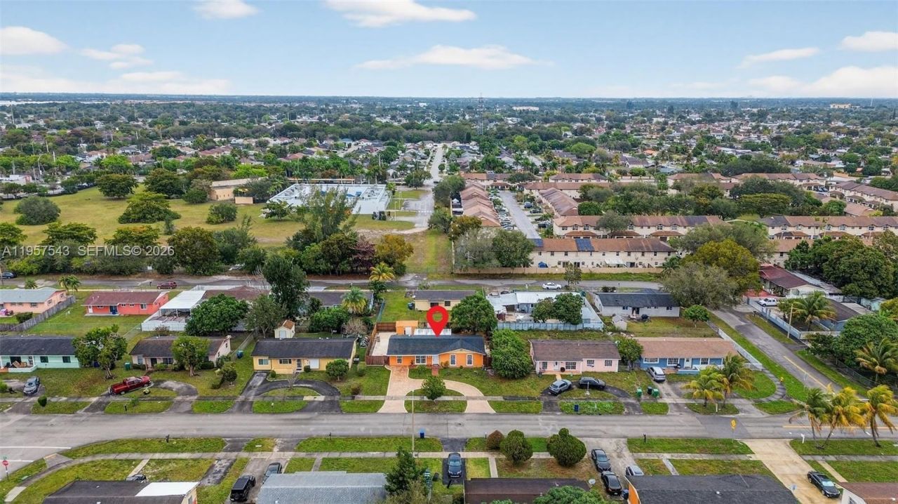 3427 NW 196th Ln, Miami Gardens, FL 33056 Photo