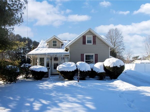 435 Locust Street S, Canal Fulton, OH 44614
