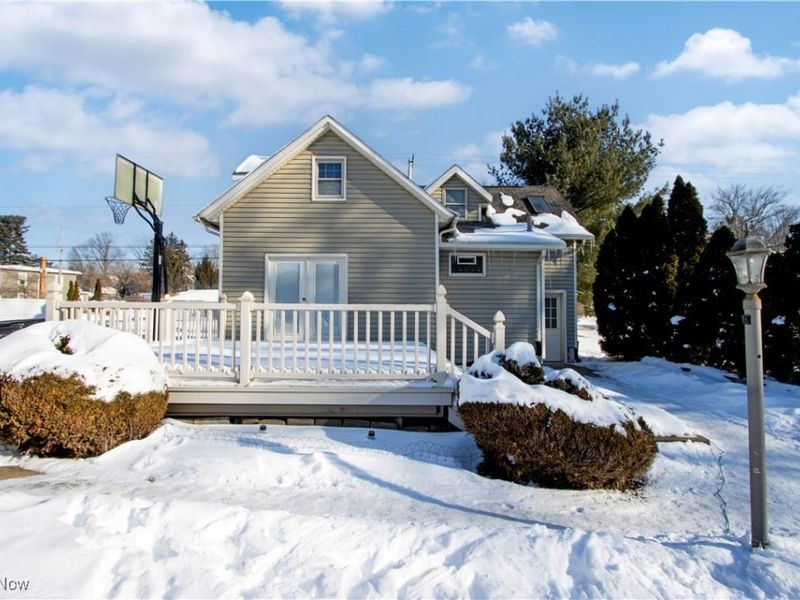 435 Locust Street S, Canal Fulton, OH 44614 Photo 4