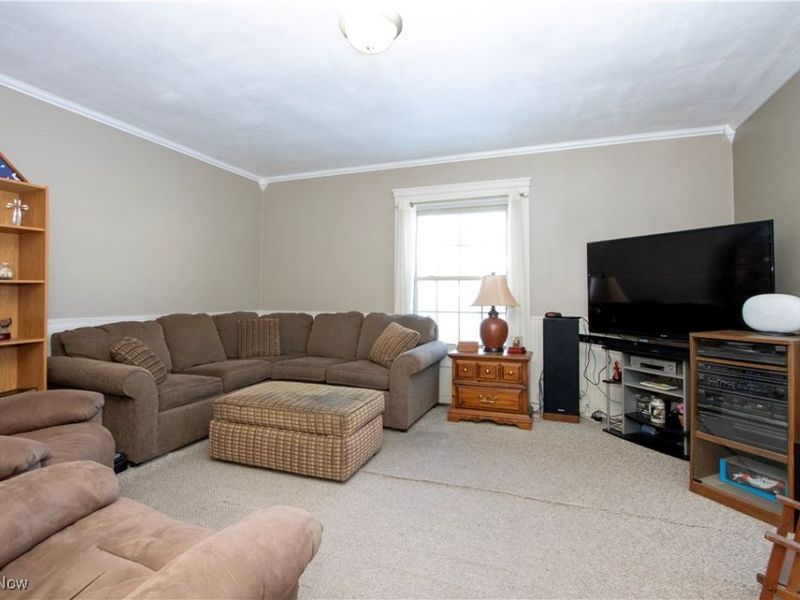 435 Locust Street S, Canal Fulton, OH 44614 Photo 5