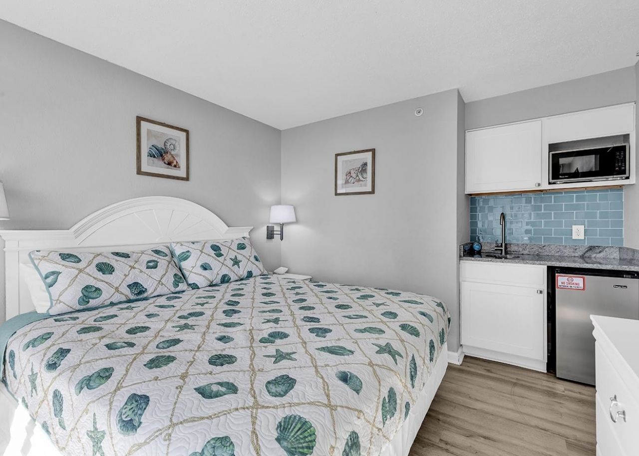 2300 N Ocean Blvd. Photo 25