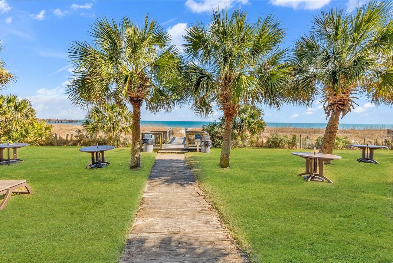 2300 N Ocean Blvd. Photo 35