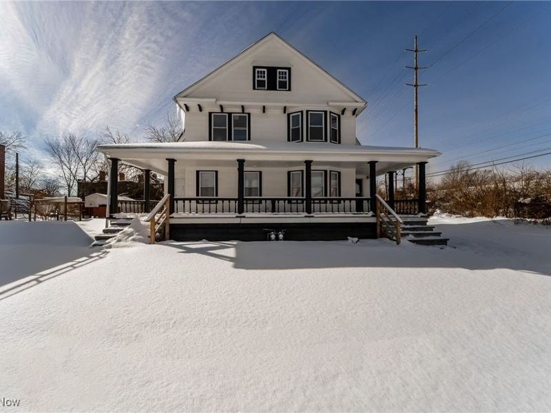 1760 Carlyon Road, Cleveland, OH 44112 Photo 1