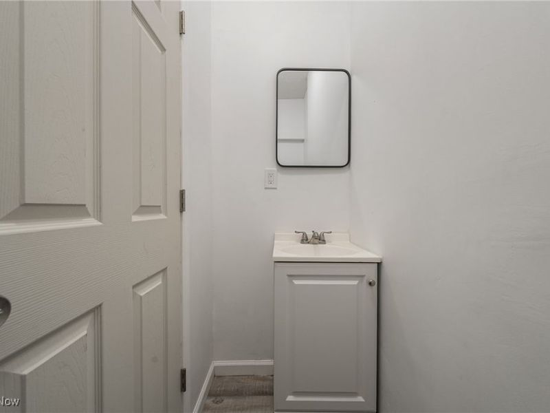 1760 Carlyon Road, Cleveland, OH 44112 Photo 19