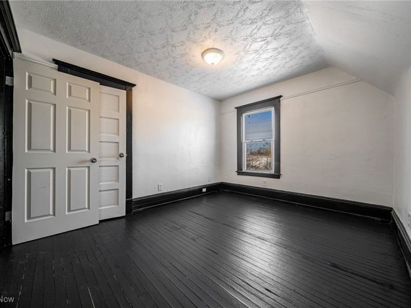 1760 Carlyon Road, Cleveland, OH 44112 Photo 26