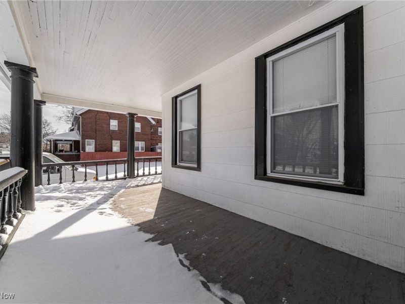 1760 Carlyon Road, Cleveland, OH 44112 Photo 5