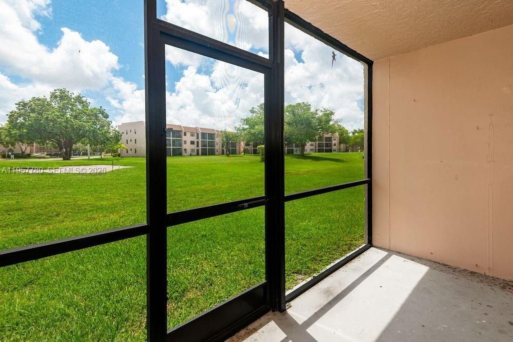 10434 Sunrise Lakes Blvd, Unit 109, Sunrise, FL 33322 Photo