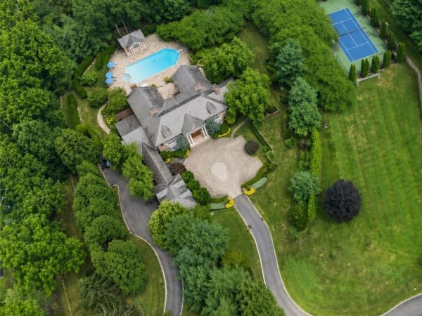 660 Chicken Valley Road, Matinecock, NY 11560