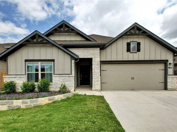 104 Finley ST, Hutto, TX 78634