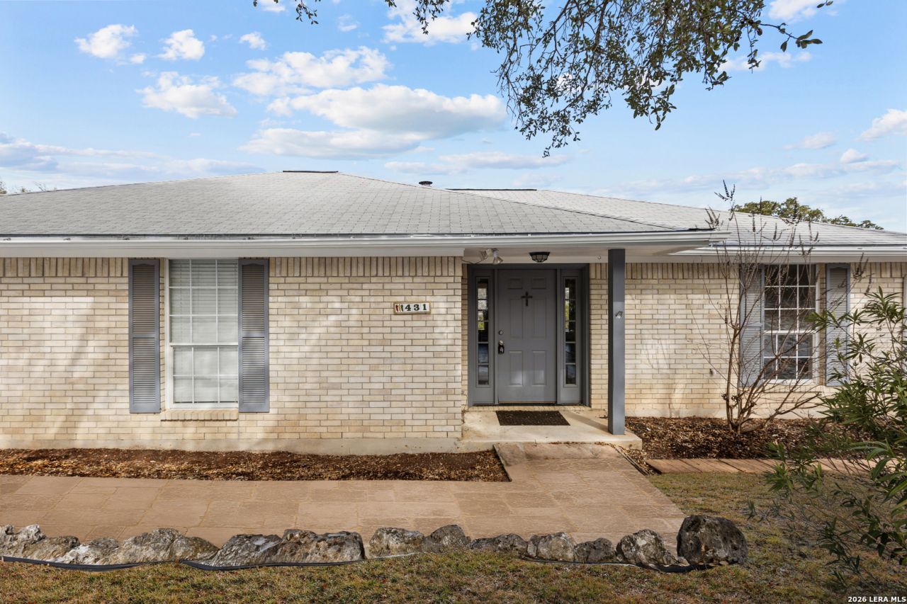 431 Windy Hill, Spring Branch, TX 78070 Main Photo