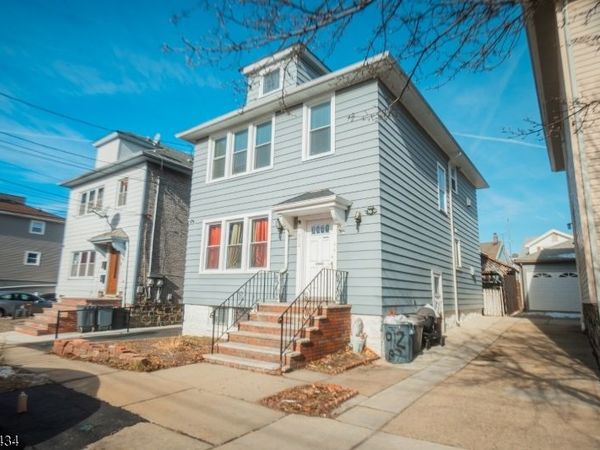 912 87Th St, North Bergen, NJ 07047