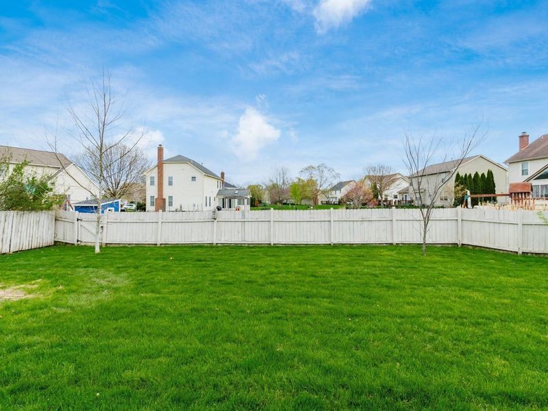 8133 Dunaway Lane, Westerville, OH 43082 Photo 34