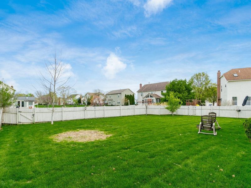 8133 Dunaway Lane, Westerville, OH 43082 Photo 6