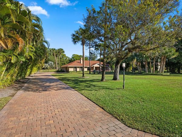 13759 Doubletree Trail, Wellington, FL 33414