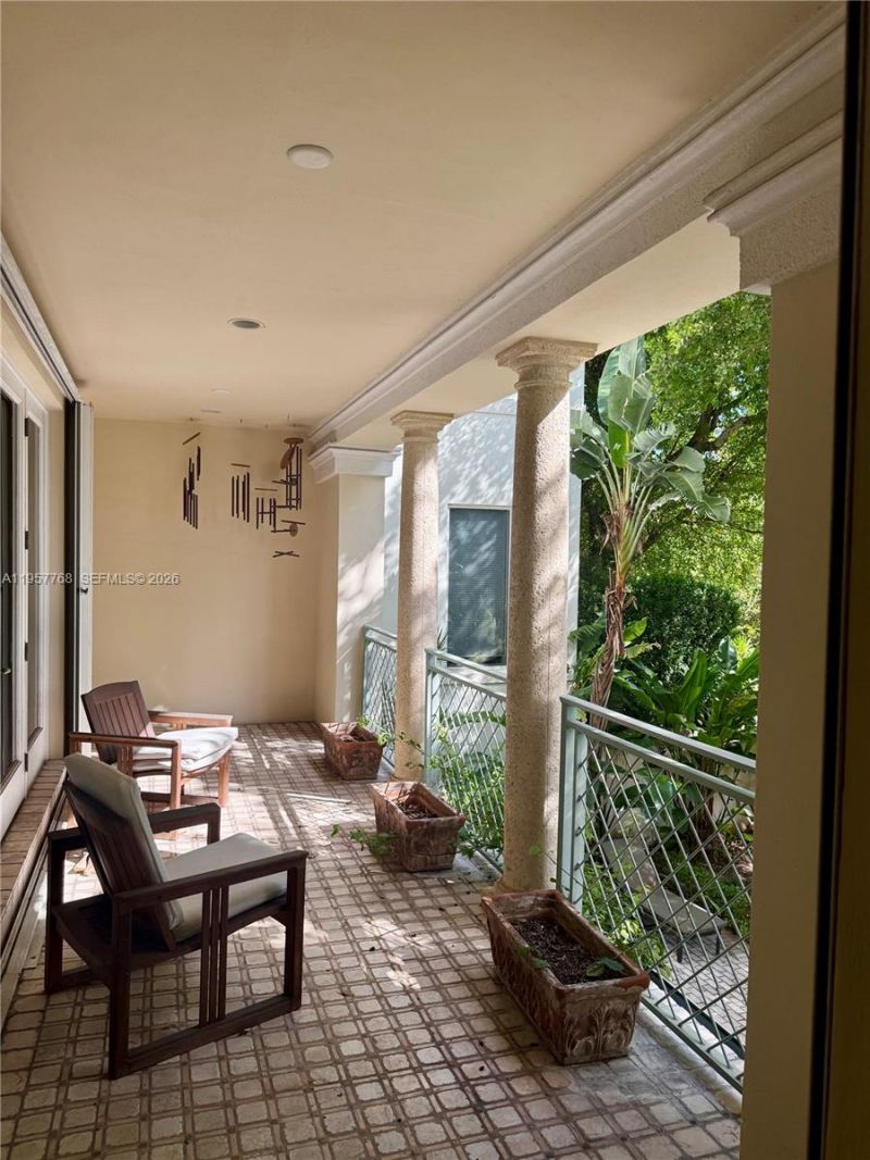 3508 Bayshore Villas Dr, Miami, FL 33133 Photo