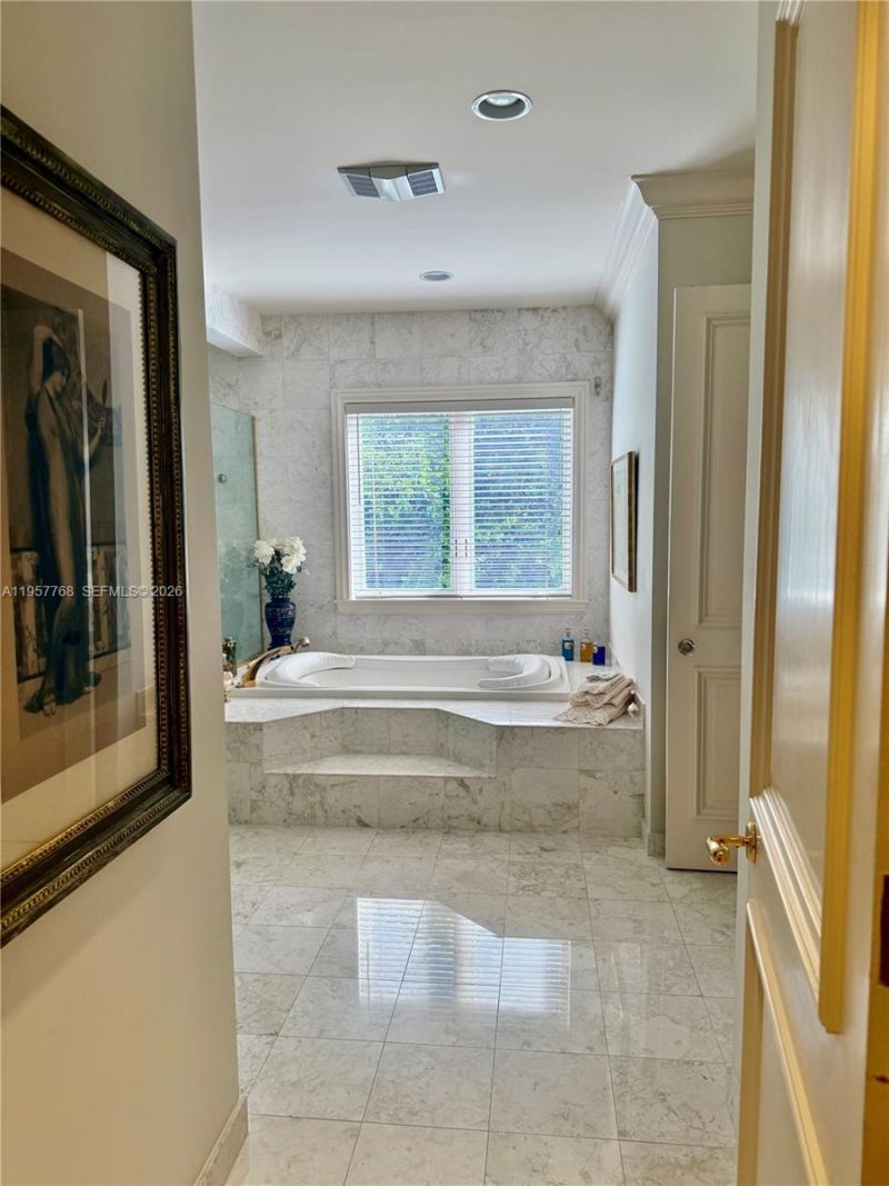 3508 Bayshore Villas Dr, Miami, FL 33133 Photo