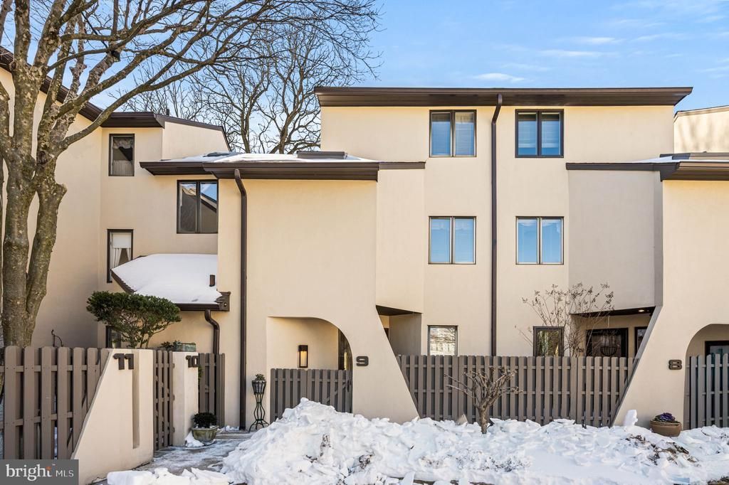 10 Llanfair Road, Unit 9, Ardmore, PA 19003 Main Photo