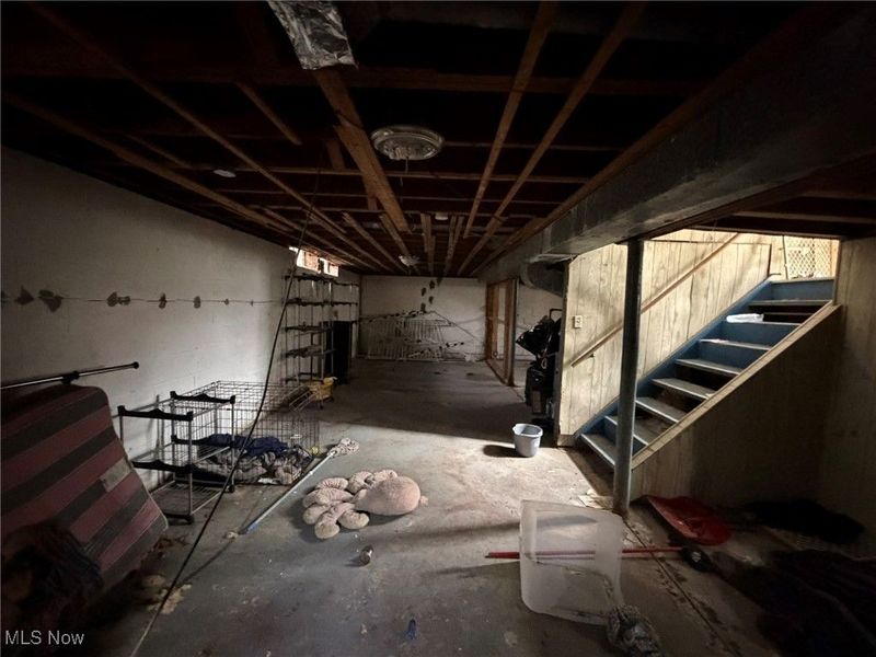 4549 Lee Road, Cleveland, OH 44128 Photo 12