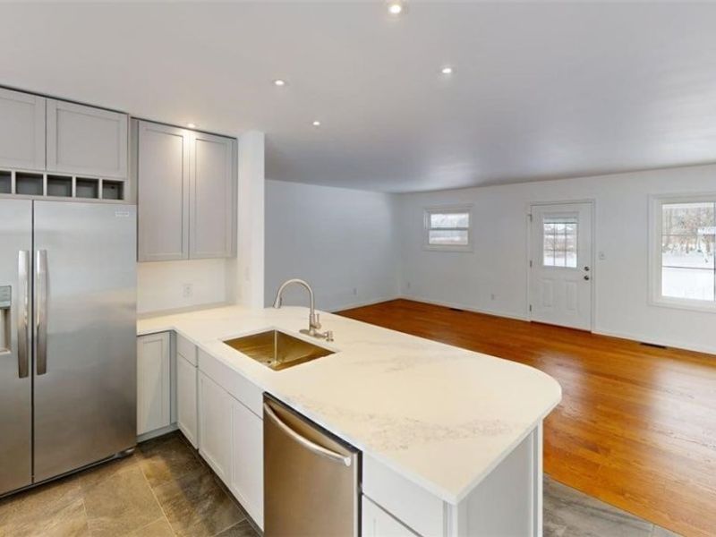 3483 Lawndale Drive, Kent, OH 44240 Photo 3