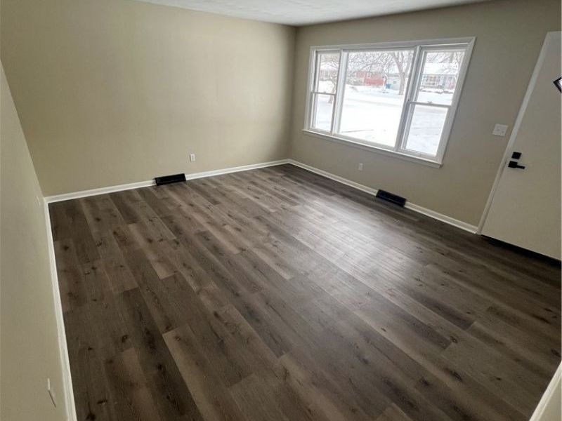 653 Chapel Lane, Campbell, OH 44405 Photo 4