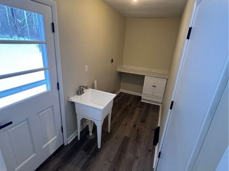 653 Chapel Lane, Campbell, OH 44405 Photo 7