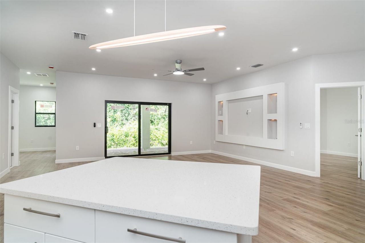 2141 Cork Oak Street, Sarasota, FL 34232 Photo