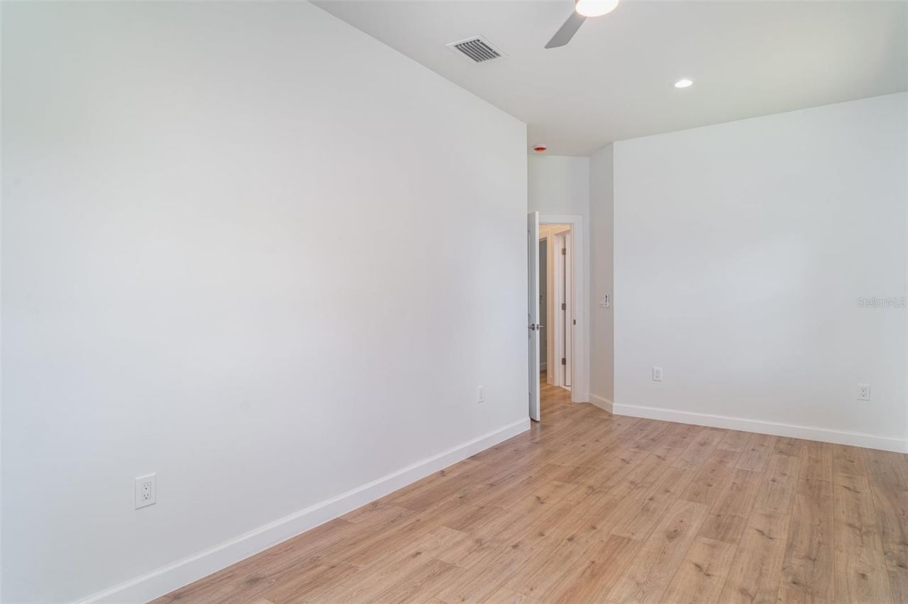 2141 Cork Oak Street, Sarasota, FL 34232 Photo