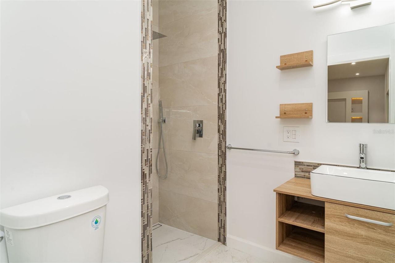 2141 Cork Oak Street, Sarasota, FL 34232 Photo