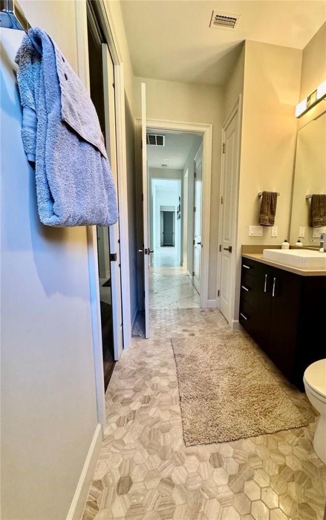 8533 S Lake Circle, Fort Myers, FL 33908 Photo